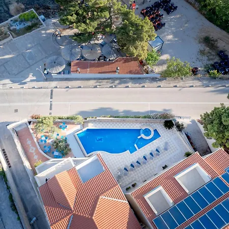 Sol Apartmanhotel 4*