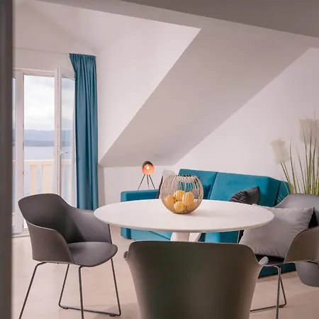 アパートホテル Sol