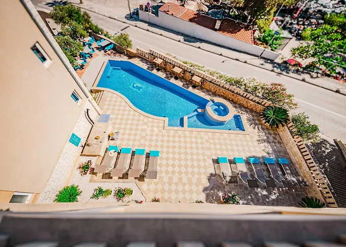 Lägenhetshotell Sol 4*