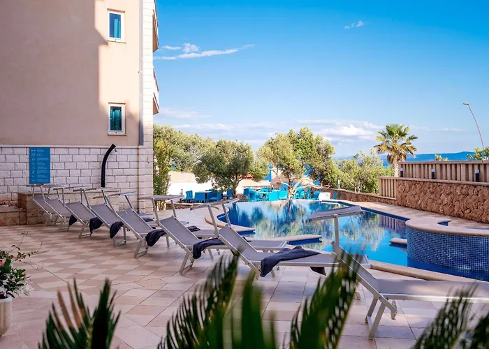 Sol Lägenhetshotell Bol